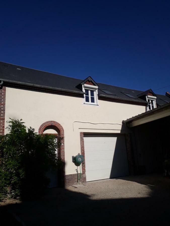 la ville à la campagne Lisieux Extérieur photo